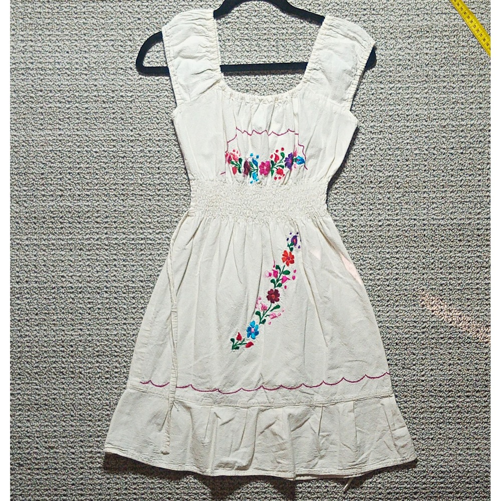 #F1. White Floral Embroidered Smocked Sleeveless Square Sundress Juniors L